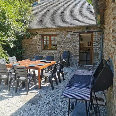 La Bureliere- For Families, Groups And Couples