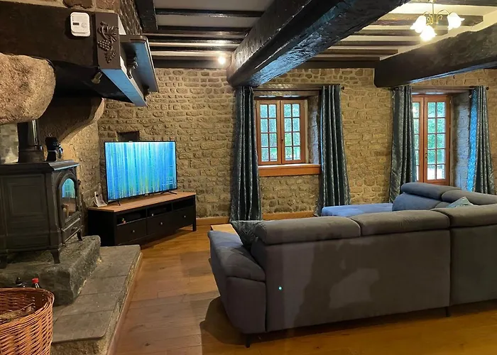 La Bureliere- For Families, Groups And Couples 펜션