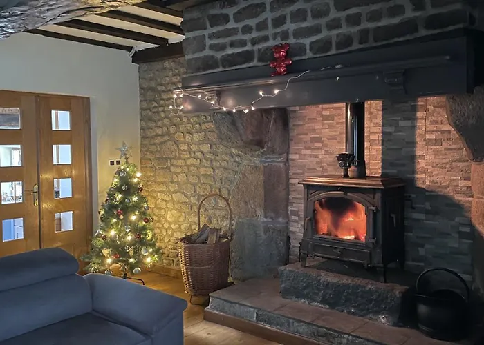 La Bureliere- For Families, Groups And Couples